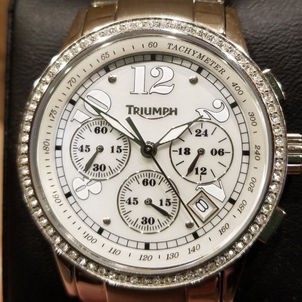 Triumph Watch Women's 5014-22 Absolutely Gorgeous Watch